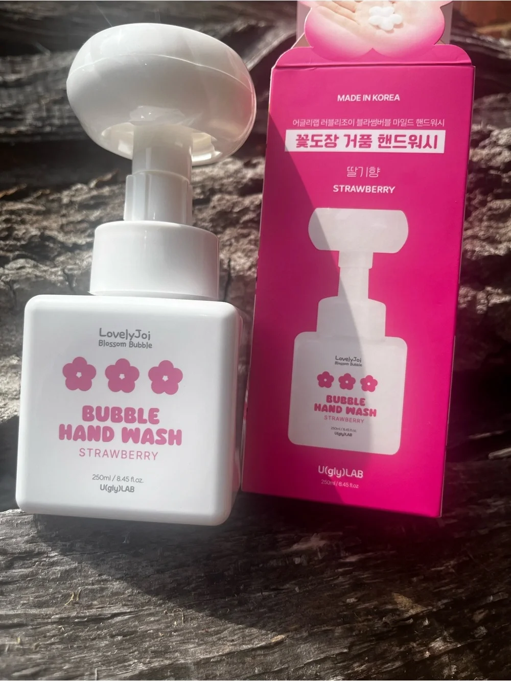 LovelyJoi Bubble Hand Wash | Strawberry Scent | Flower Stamp on Hand